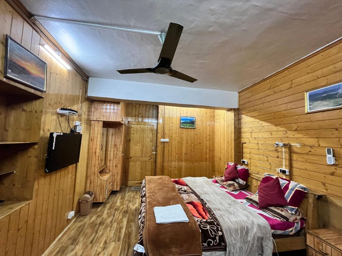 Sun N Shade Guest House Srīnagar Exterior foto